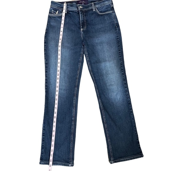 NOT your daughters jeans NYDJ medium wash boot cut Denim Jeans women’s size 12 - Picture 6 of 10